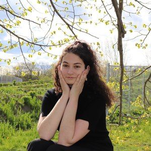 Meet your Posher, Alex-ann